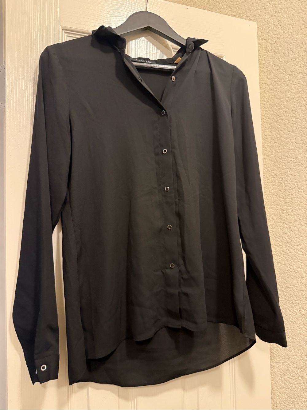 T Tahari Black Long-Sleeve Button-Front Blouse | Size Tag Not Attached